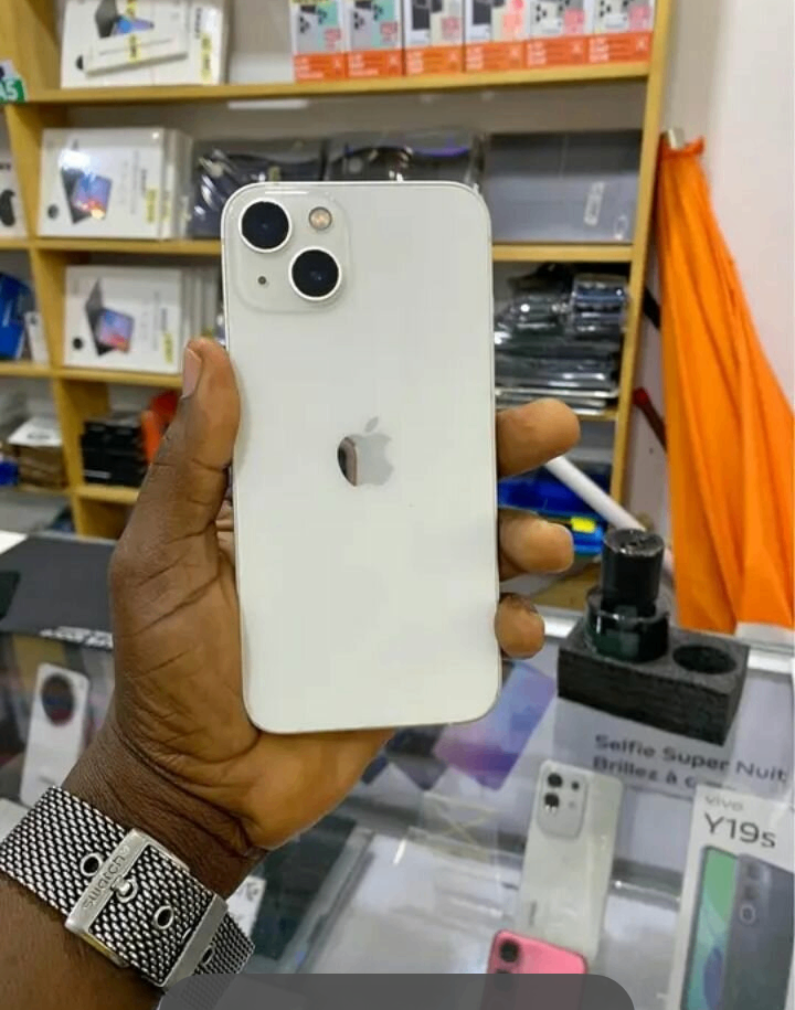 iPhone 13 Blanc 128 Go