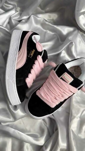 PUMA SUÈDE noir et rose