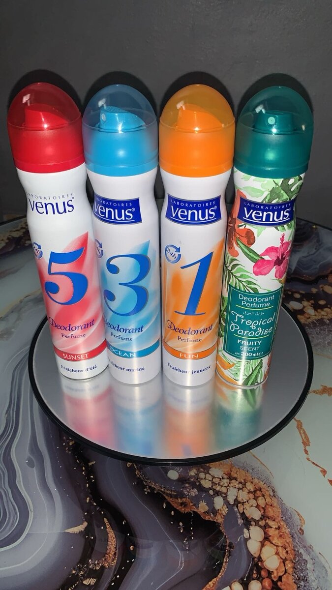 Lot de Déodorants Venus et Nivea