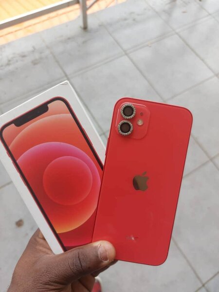 iPhone 12 Rouge