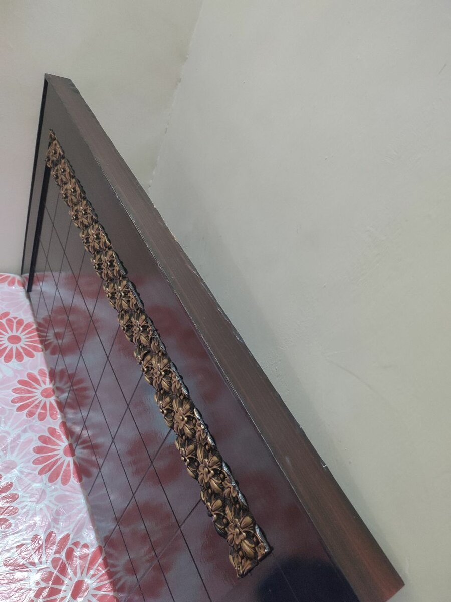 Single Bed with mattres