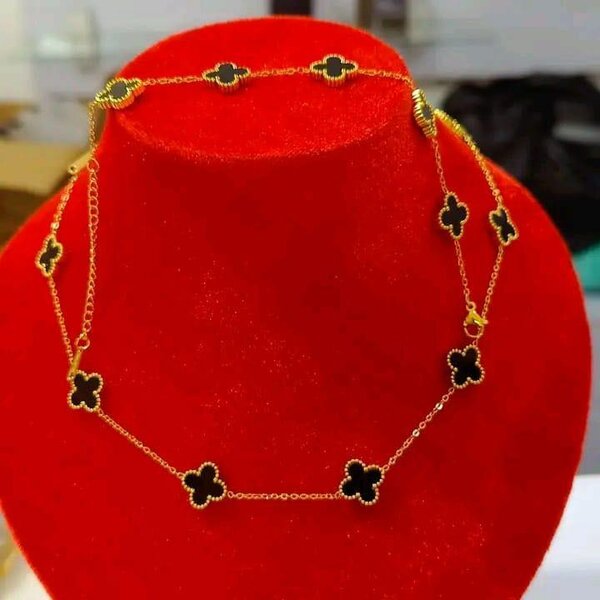 Collier Élégant à Pendentifs Fleur