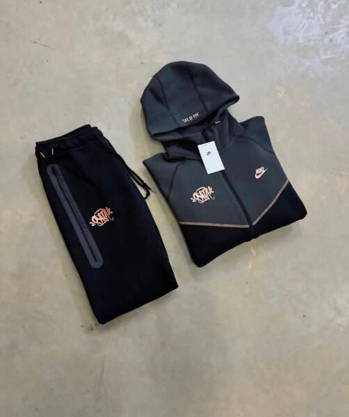 Syna world tracksuits