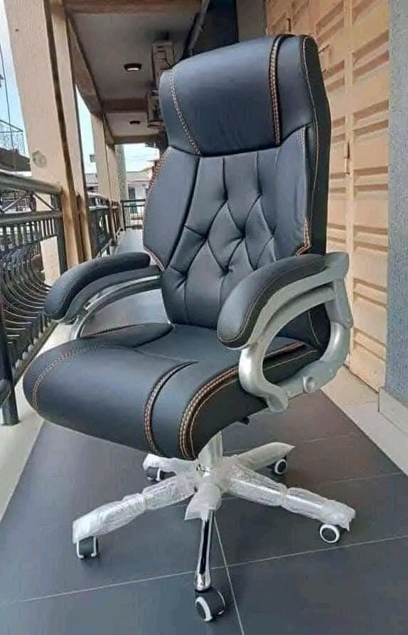 Chaise de bureau ergonomique moderne