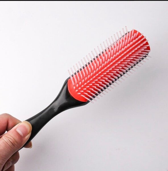 Brosse à cheveux démêlante