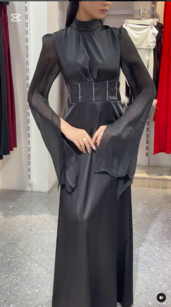 платье в длине макси