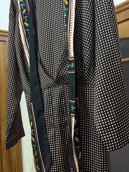 Покупала в Турции за 100 $ продаются 3000 сом не пользовалас