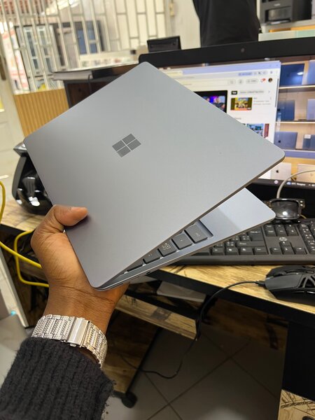 Ordi Microsoft laptop Go 3