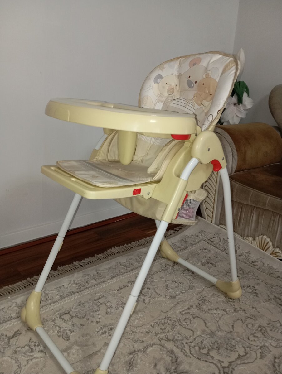 СТУЛЬЧИК ДЛЯ КОРМЛЕНИЯ