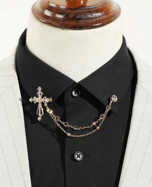 Épingles à col élégantes