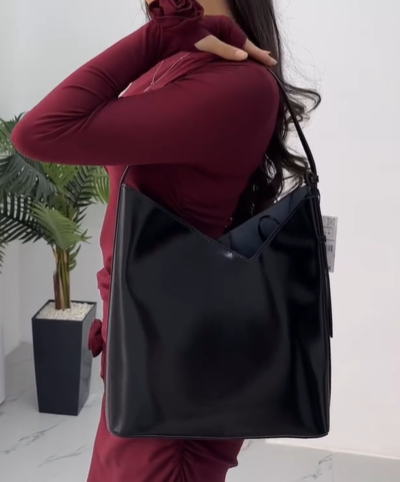 Сумка от бренда ZARA черная