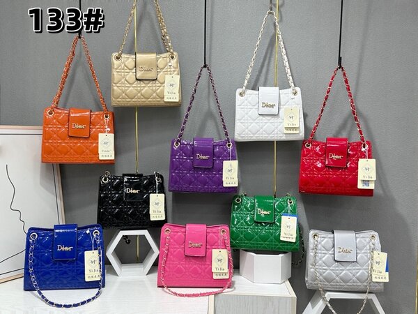 Sacs à main colorés élégants