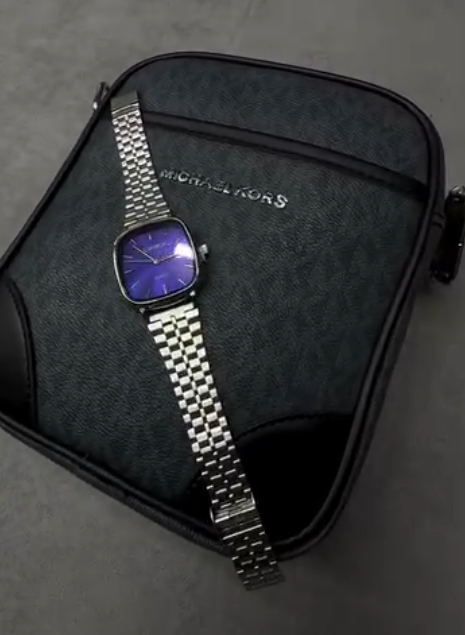 MICHAEL KORS 🏷️CASIO