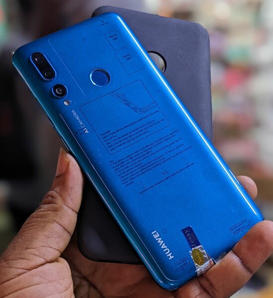 Huawei P Smart plus Bleu 128go