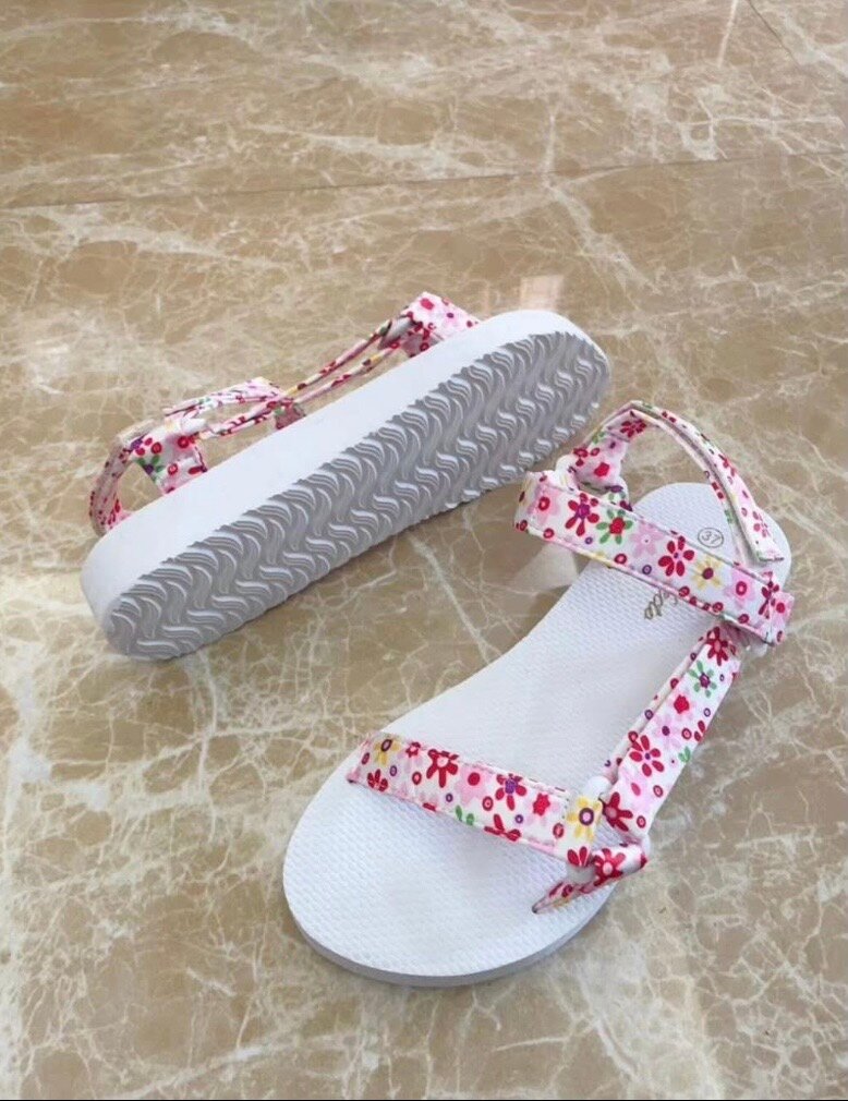 Sandales fleuries confortables