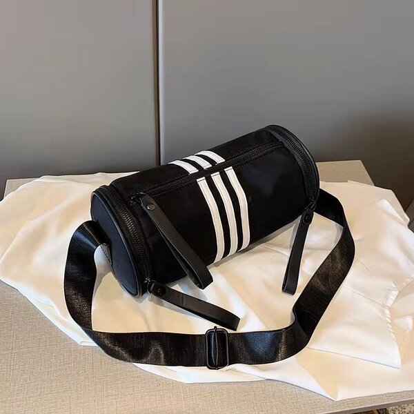 Sac bandoulière cylindrique
