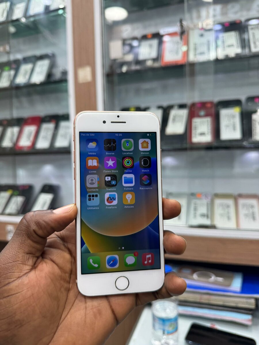 iPhone 8 simple 64Go tout pass