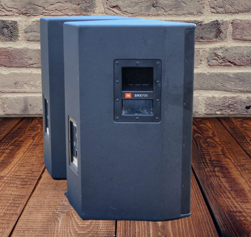 Enceintes JBL SRX700