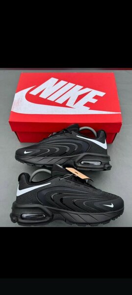 Nike Air Max Sneakers