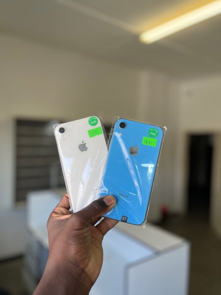 IPHONE XR 64GB FULLY