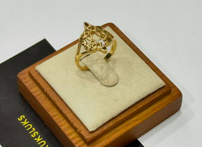 FLAWLESS STAINLESS RING