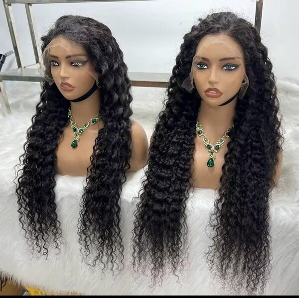 Perruque en dentelle bouclée