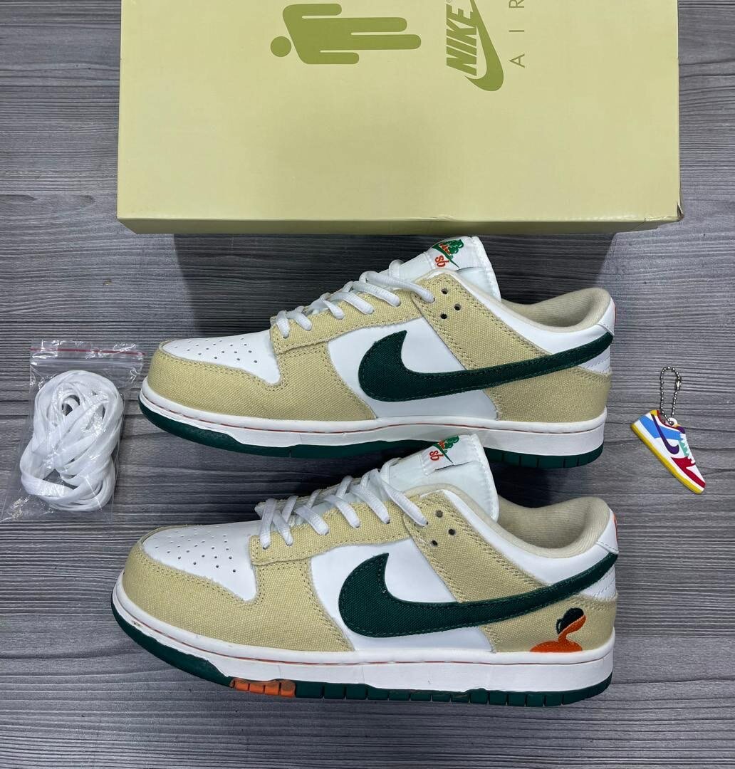NIKE SB CLASSIC