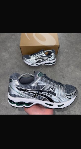 Baskets de course légères pour homme