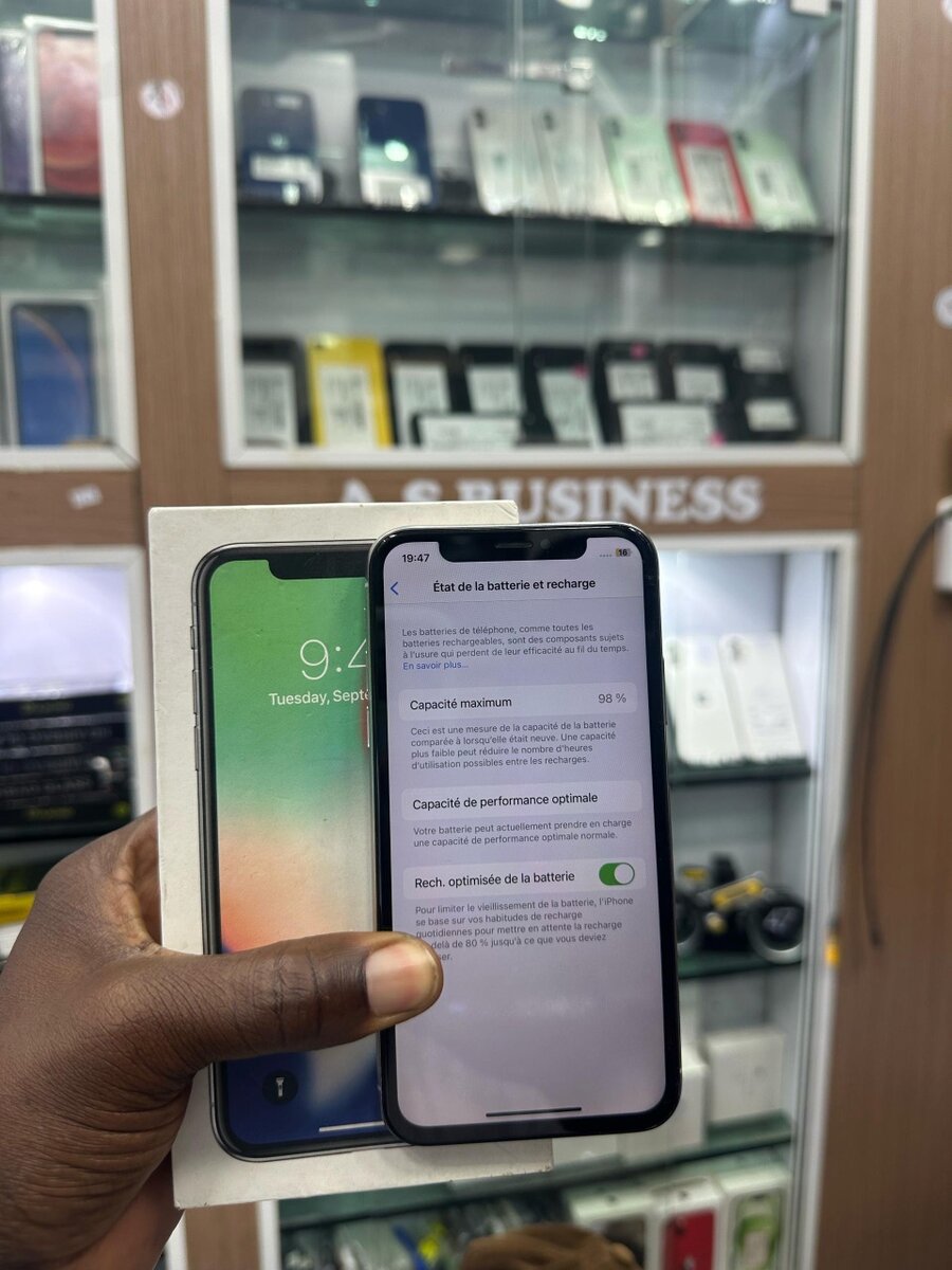 iPhone X 64giga sans ID