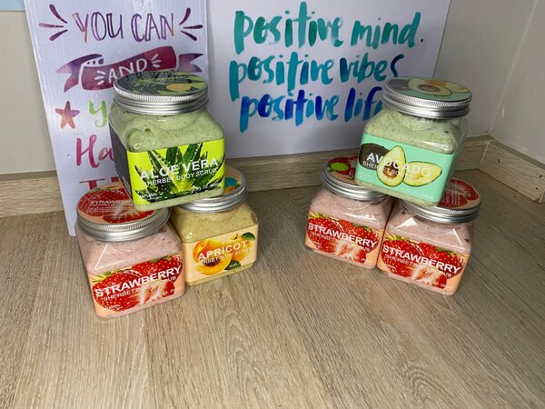 SHERBET BODY SCRUB Smooth your skin with pure sea salt blend