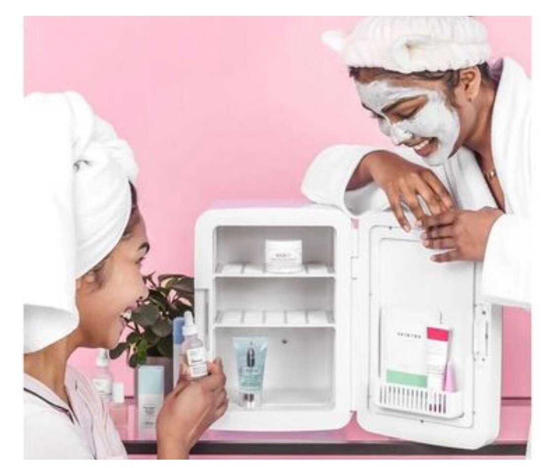 Beauty Fridge with mirror & LEB