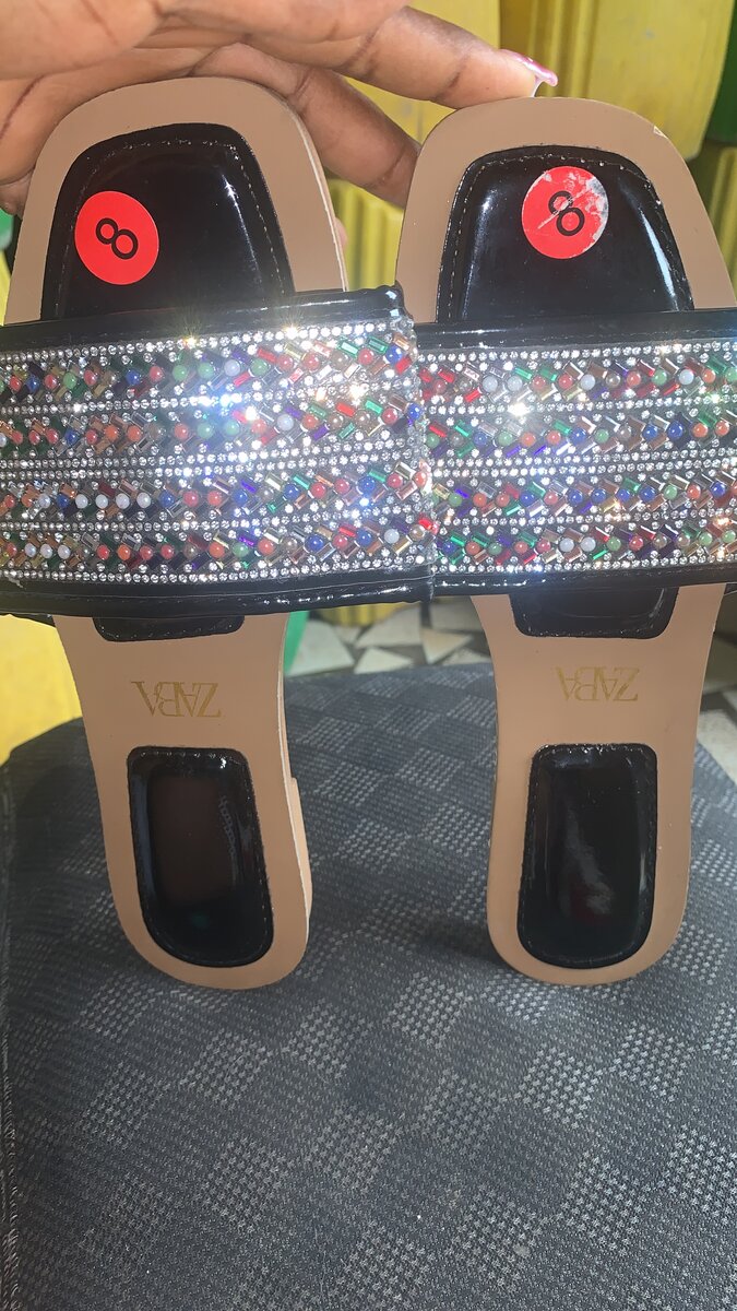 Sandales en cuir marron