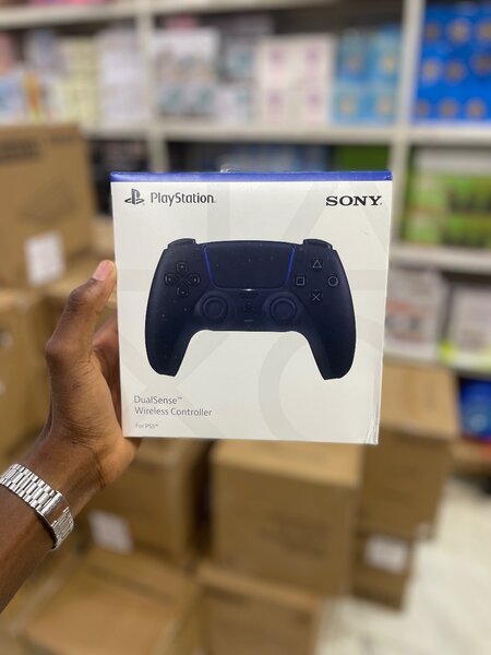 Manette ps5 neuf en promo