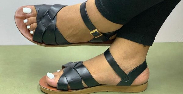 Ladies sandals