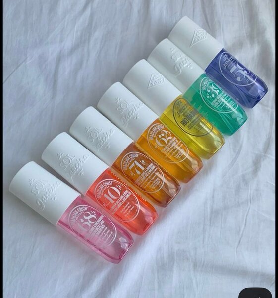 Déodorants colorés longue durée