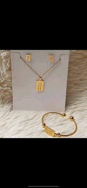 Parure en acier inoxydable élégante