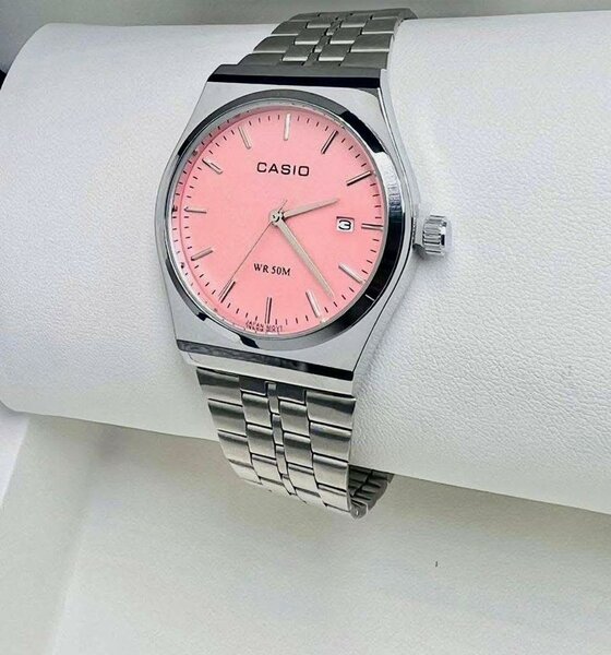 Montre Casio rose élégante