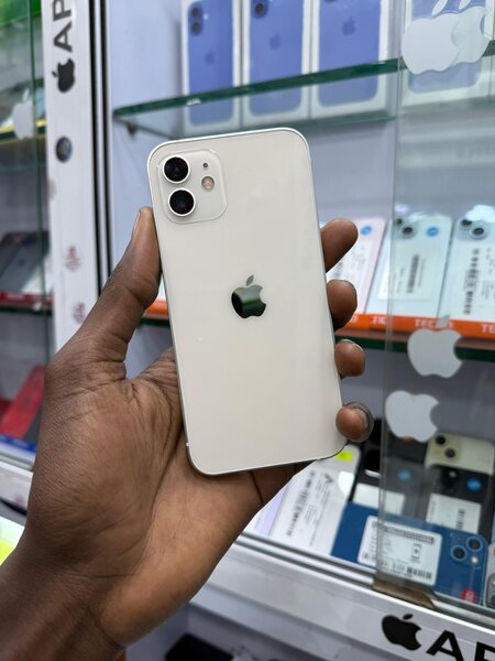 iPhone 12 64GB Blanc