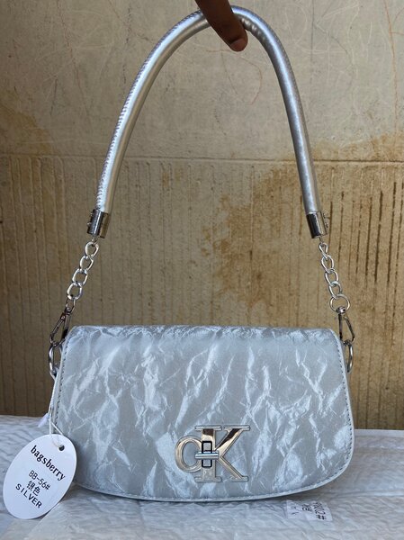 Sacs à main femme élégante