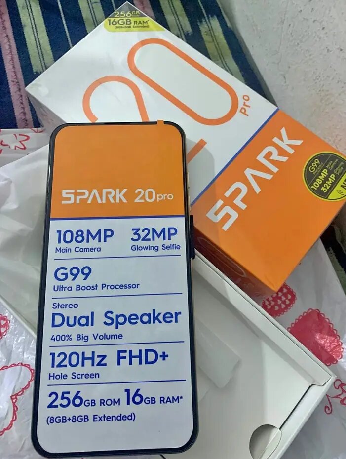 Smartphone TECNO SPARK 20 Pro