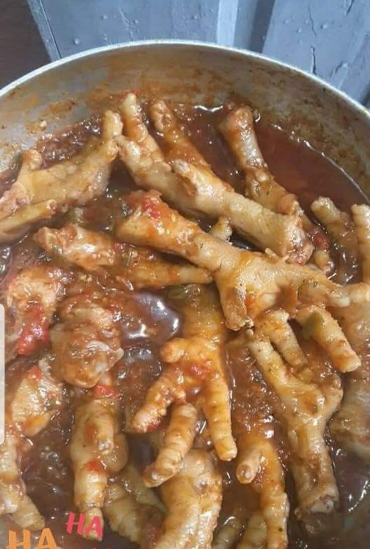 Alloco+Œufs+pattes de poulet