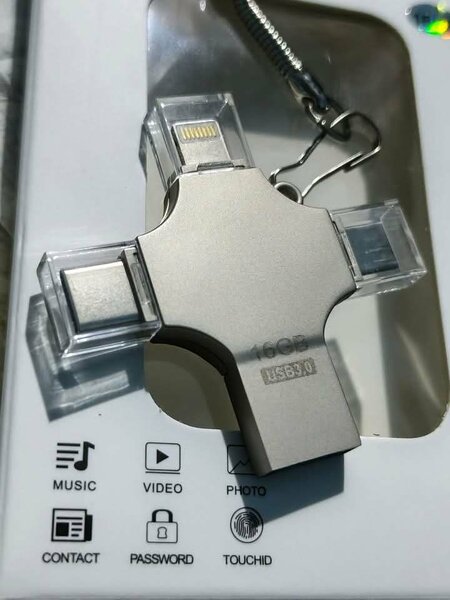 Clé USB 4-en-1 16GB