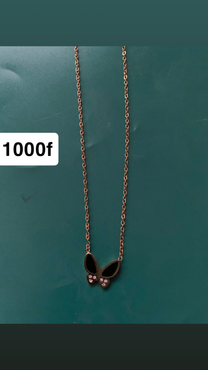 Collier Pendentif Papillon Élégant