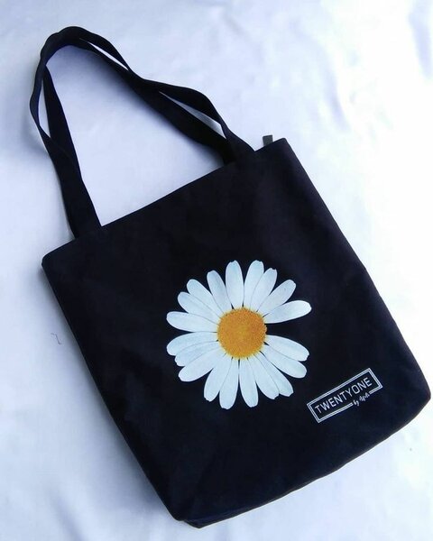 Tote bags