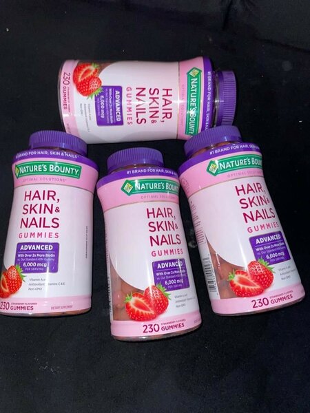 Natures bounty. Hair, skin&nails gummies