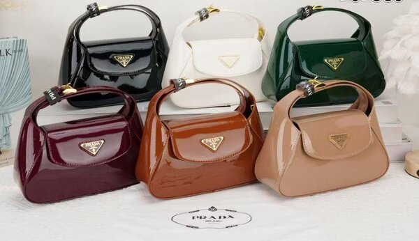 Escarpins Dior élégants