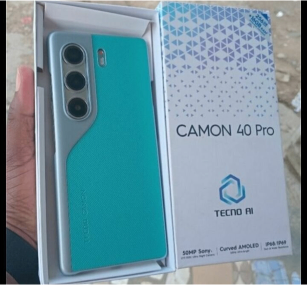 Tecno Camon 40 Pro