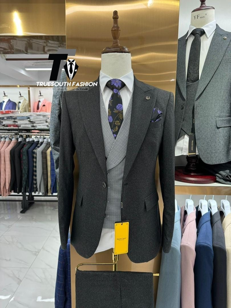 Suit gris
