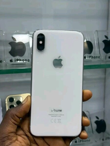 iPhone X 64 Go Argent