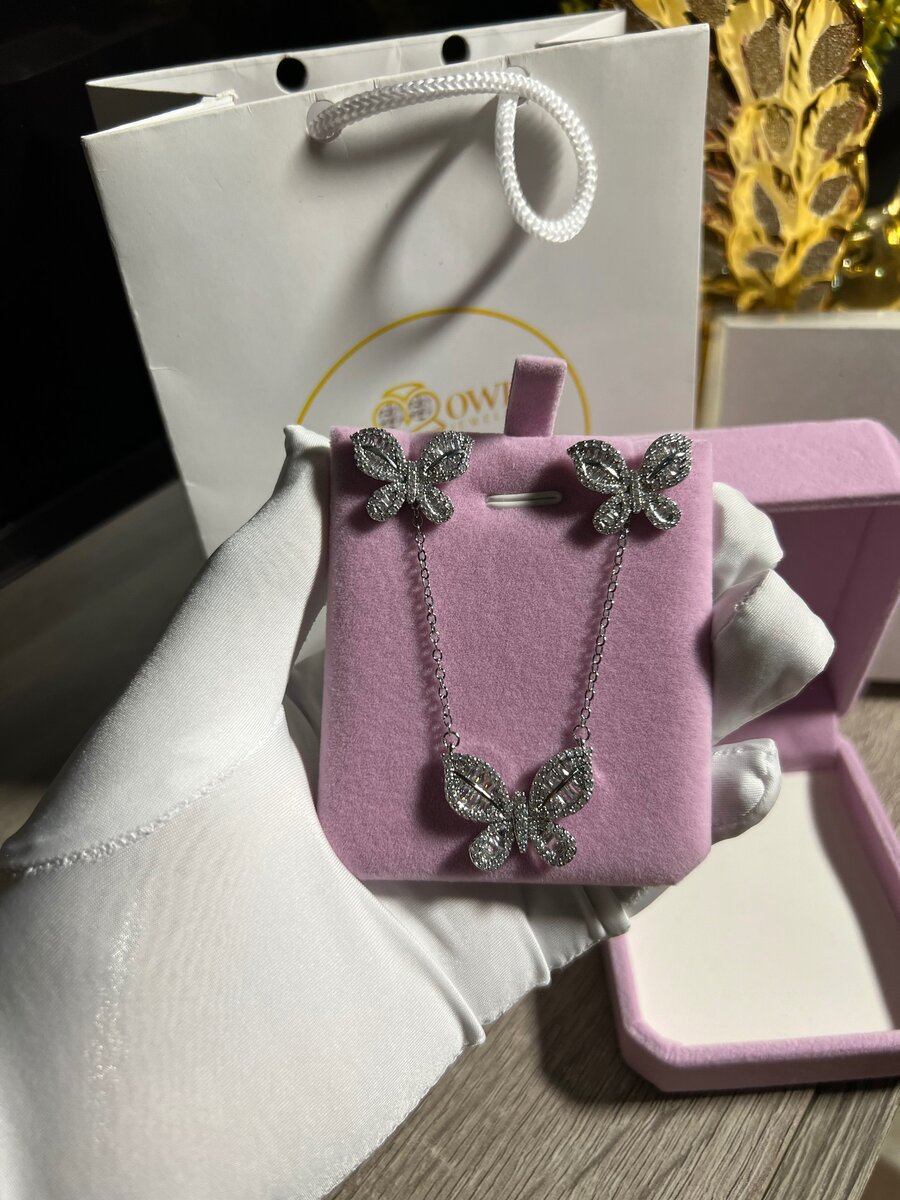 Stainless steel necklace set